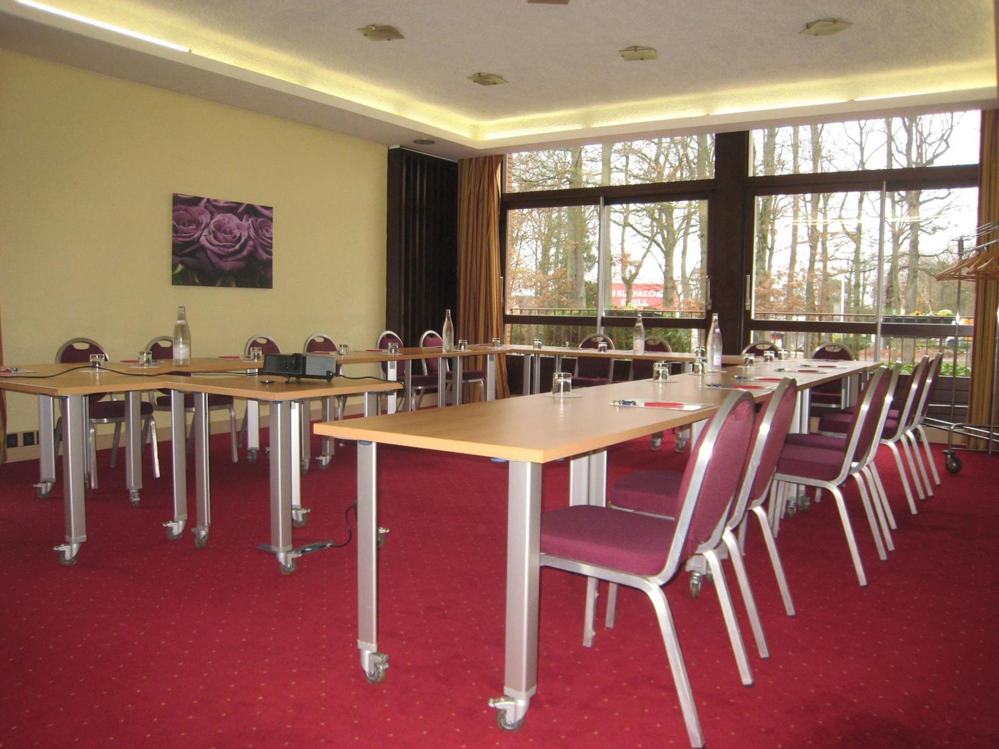 Le Grand Monarque Hotel Melun Buitenkant foto